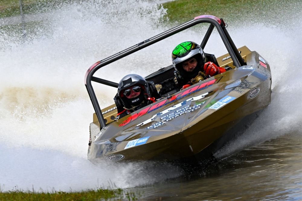 Tntboat